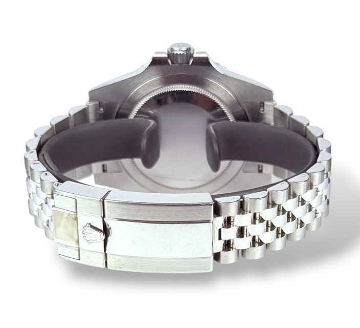 Rolex GMT Master II 126710 BLRO Image 4